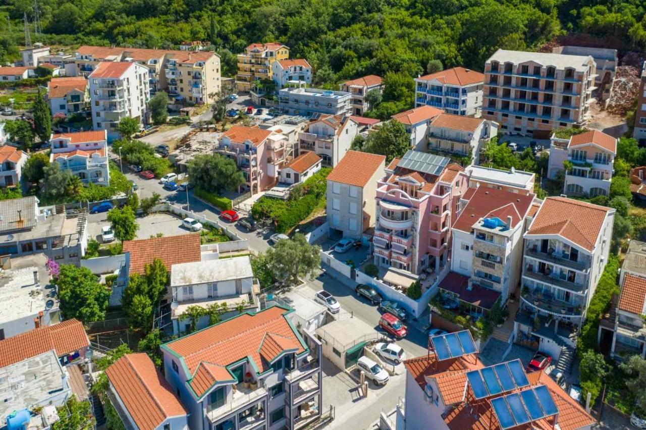 Garni Hotel Koral ブドヴァ エクステリア 写真