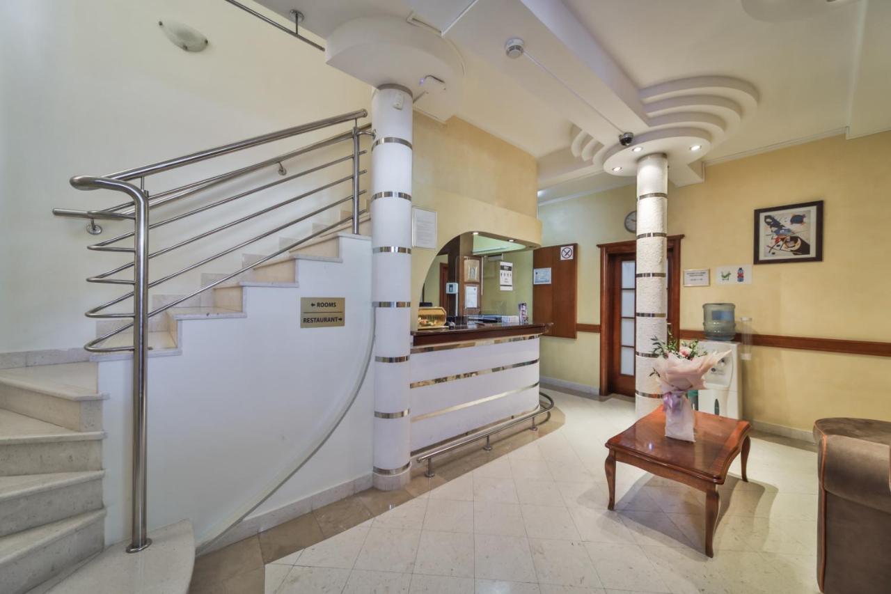 Garni Hotel Koral ブドヴァ エクステリア 写真