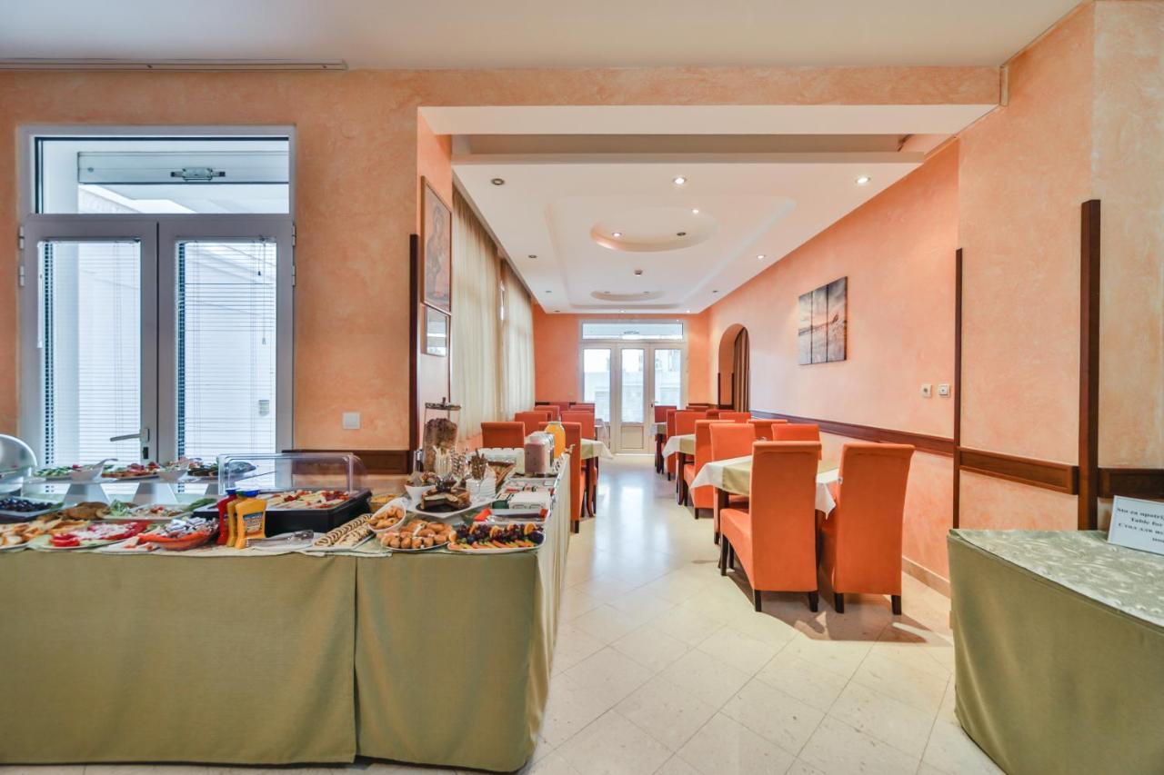 Garni Hotel Koral ブドヴァ エクステリア 写真